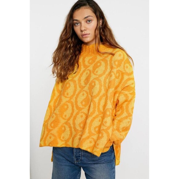 Free People Sweaters - Free People Persone libere Yin-Yang Mock Neck Jumper Size Small